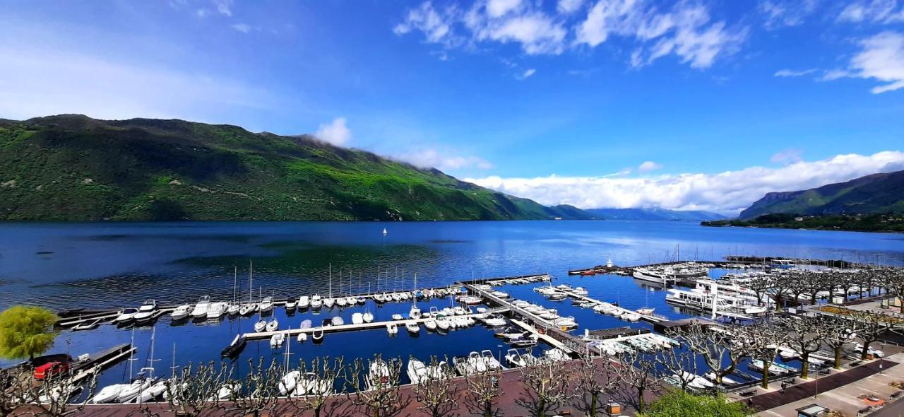 Le 119, Aix Les Bains - Grand Port - Vue Splendide Apartment *